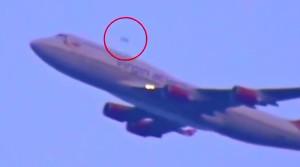 Virgin Atlantic Plane UFO